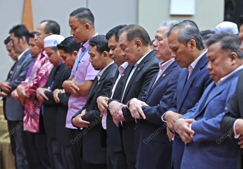 DATUK SERI ANWAR IBRAHIM