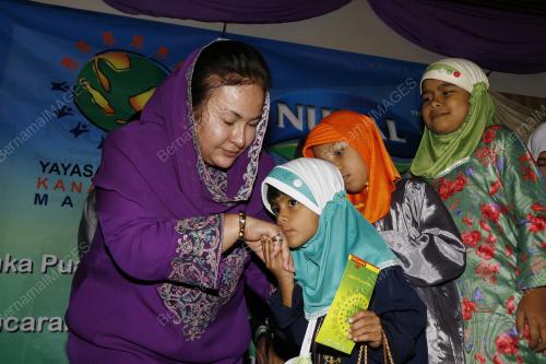 ROSMAH MANSOR