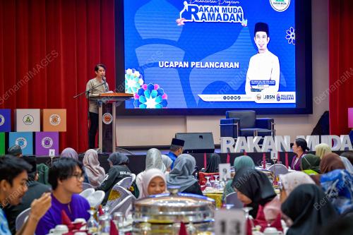 ADAM ADLI ABDUL HALIM
