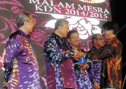 PTJ17_13032015_KDN
