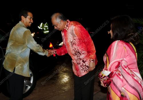 MOHD NAJIB TUN ABDUL RAZAK