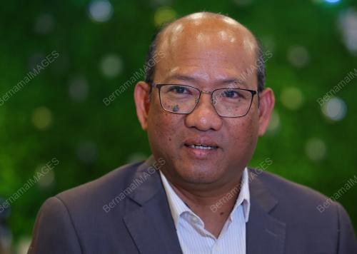 DATUK AZMAN MOHD YUSOF
