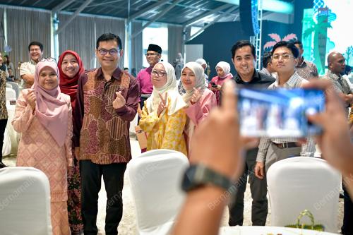AKMAL NASRULLAH MOHD NASIR