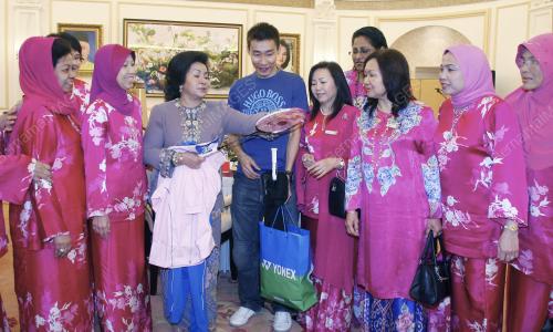 ROSMAH MANSOR