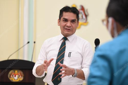 DR MOHD RADZI MD JIDIN