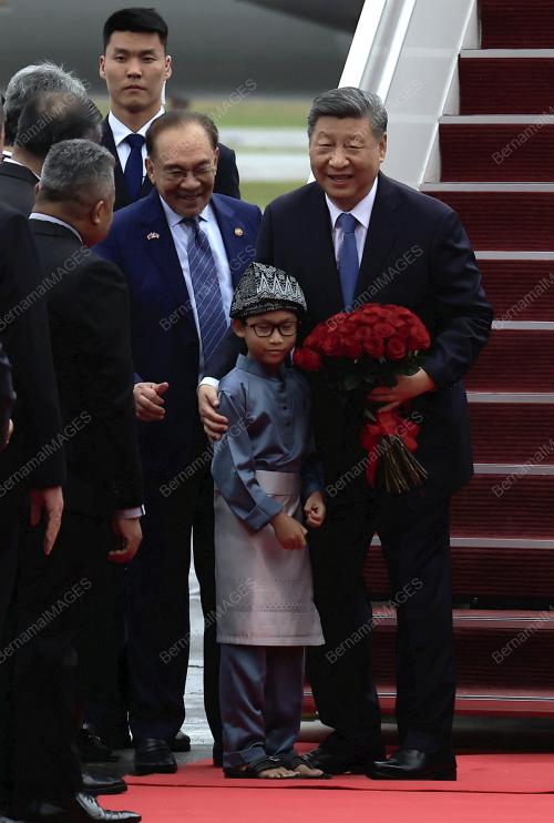 XI JINPING