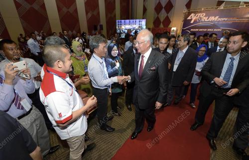 PTJ17_15052014_AUTO_FORUM