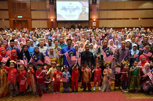 DATUK DR NOOR AZMI GHAZALI