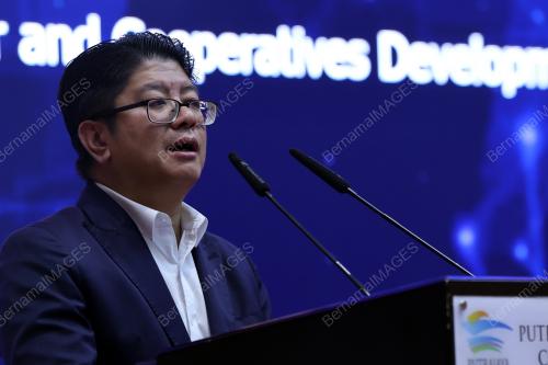 DATUK EWON BENEDICK