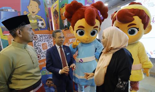 FAHMI FADZIL