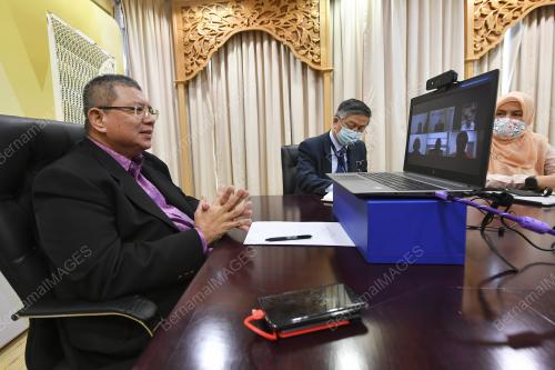 DATUK SAIFUDDIN ABDULLAH