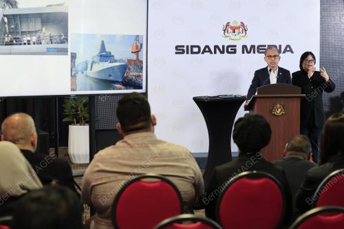 DATUK FAHMI FADZIL