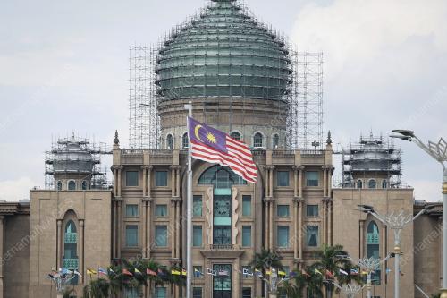 BANGUNAN PERDANA PUTRA