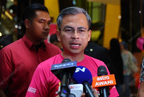 FAHMI FADZIL