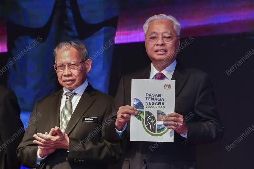 DATUK SERI ISMAIL SABRI YAAKOB