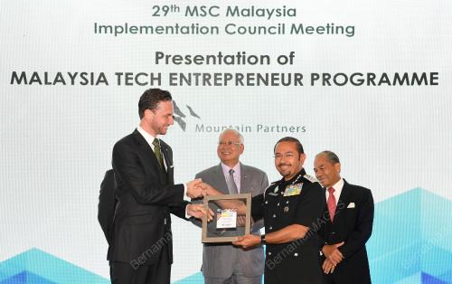 PTJ17_19102017_PM_ICM_BN201710178703