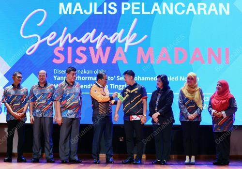 DATUK SERI MOHAMED KHALED NORDIN