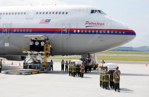 PTJ17_21082014_RAPTAI_MH17