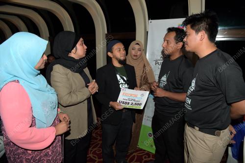 PTJ17_21112017_OIC-_YC_2017
