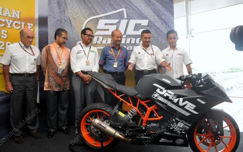 PTJ17_23102014_MUKHRIZ