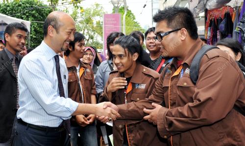 PTJ17_24052012_MUKHRIZ_02
