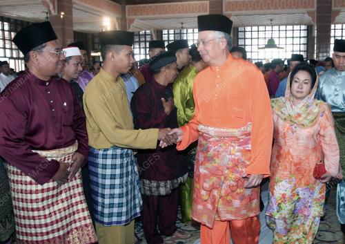 MOHD NAJIB TUN ABDUL RAZAK