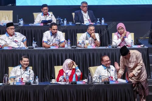 DATUK SERI ANWAR IBRAHIM