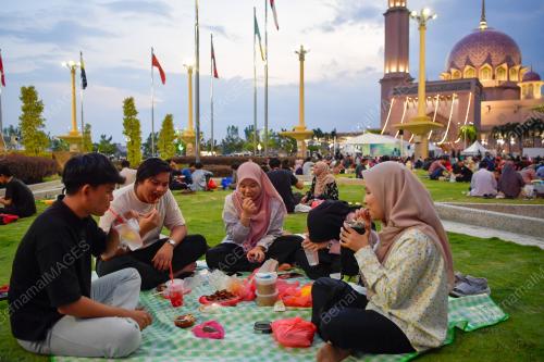 IFTAR MADANI