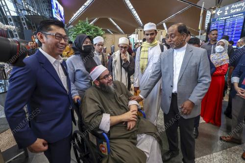 DATUK SERI DR ZAMBRY ABDUL KADIR