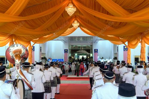 AL-SULTAN ABDULLAH RI'AYATUDDIN AL-MUSTAFA BILLAH SHAH