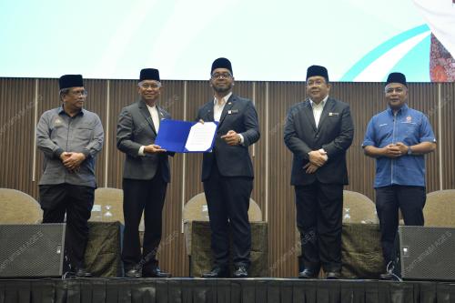 DR ZULKIFLI HASAN
