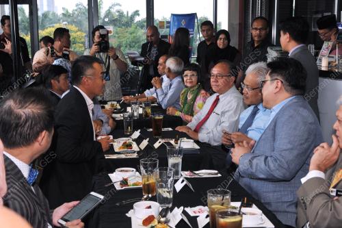 PTJ18_04112016_HAMZAH