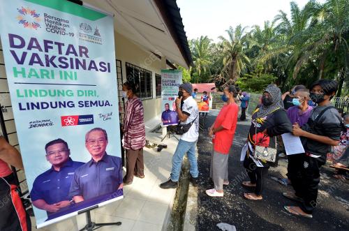 TINJAUAN PEMBERIAN VAKSIN ORANG ASLI
