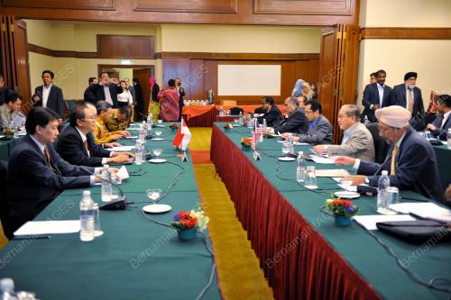 PTJ18_05112015_SAWIT