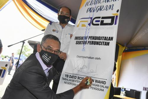 DATUK ROSOL WAHID
