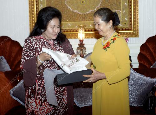 PTJ18_07082015_KUNJUNGAN