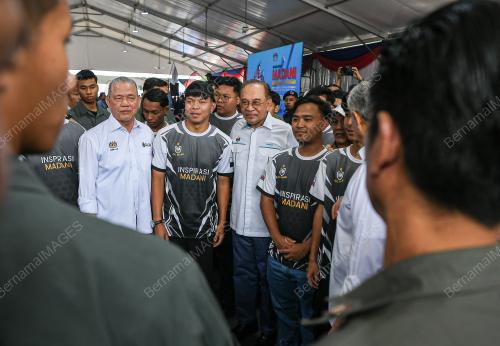 DATUK SERI ANWAR IBRAHIM