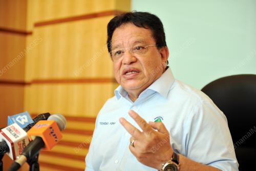 PTJ18_09052016_UMNO_ULANGTAHUN