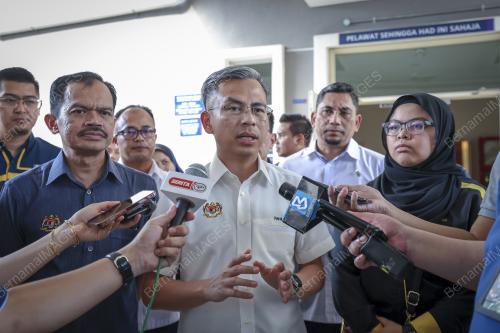 FAHMI FADZIL