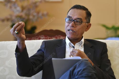 DATUK ROSOL WAHID