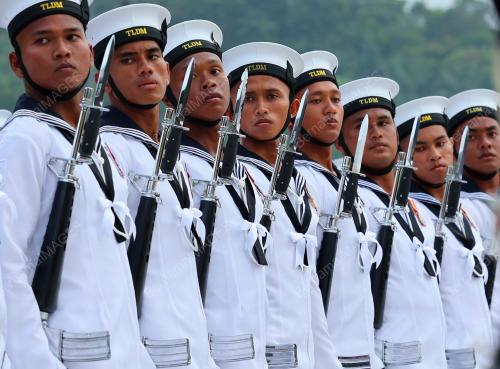 ISTIADAT MENGARAK PANJI PANJI YANG DI PERTUAN AGONG