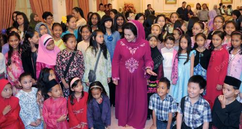 DATIN SERI ROSMAH MANSOR