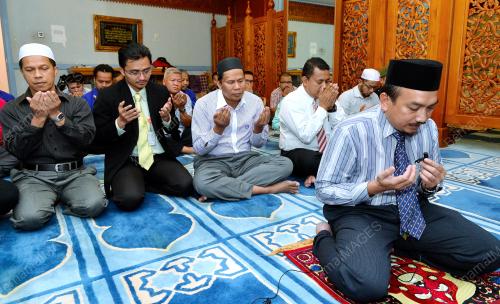 PTJ18_11032014_PMO_HAJAT