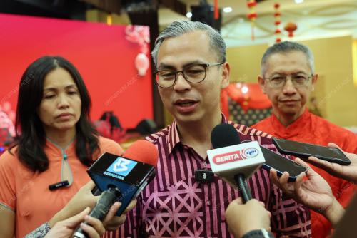 DATUK FAHMI FADZIL