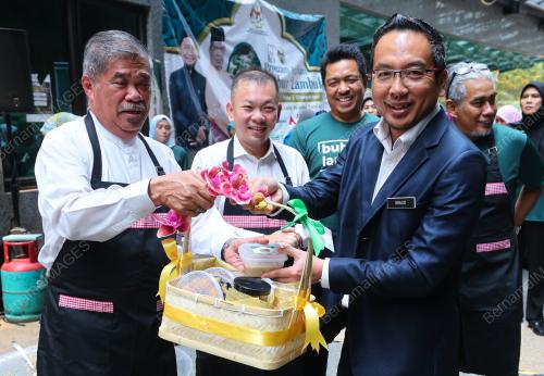 DATUK SERI MOHAMAD SABU