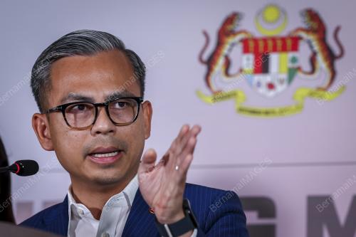FAHMI FADZIL