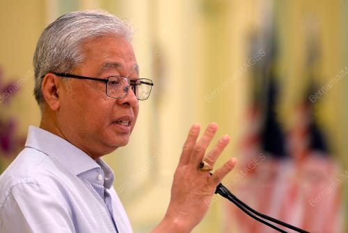 DATUK SERI ISMAIL SABRI YAAKOB