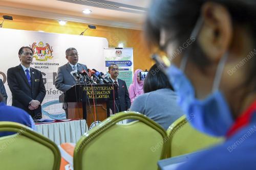 DATUK SERI DR ADHAM BABA