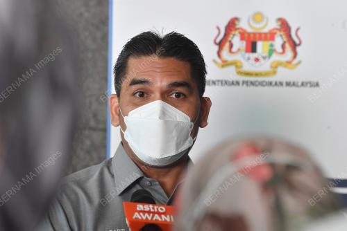 DATUK DR RADZI JIDIN