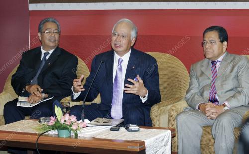 MOHD NAJIB TUN ABDUL RAZAK
